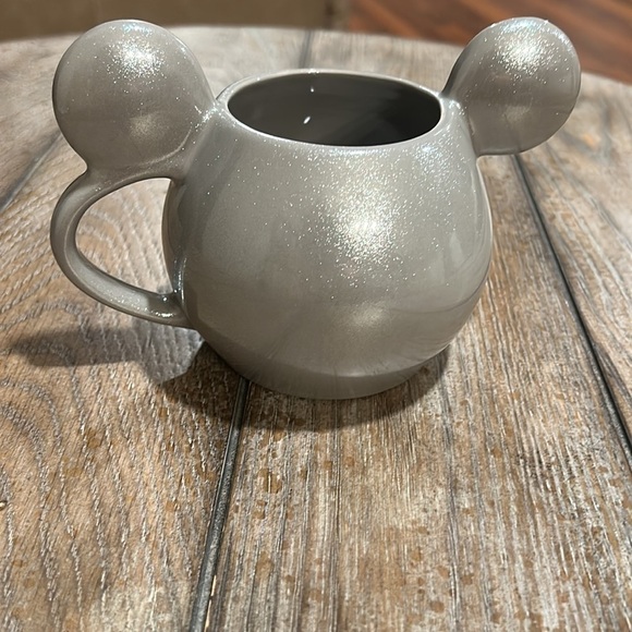Disney Mickey Mouse Ear Ceramic Mug - Picture 5 of 13